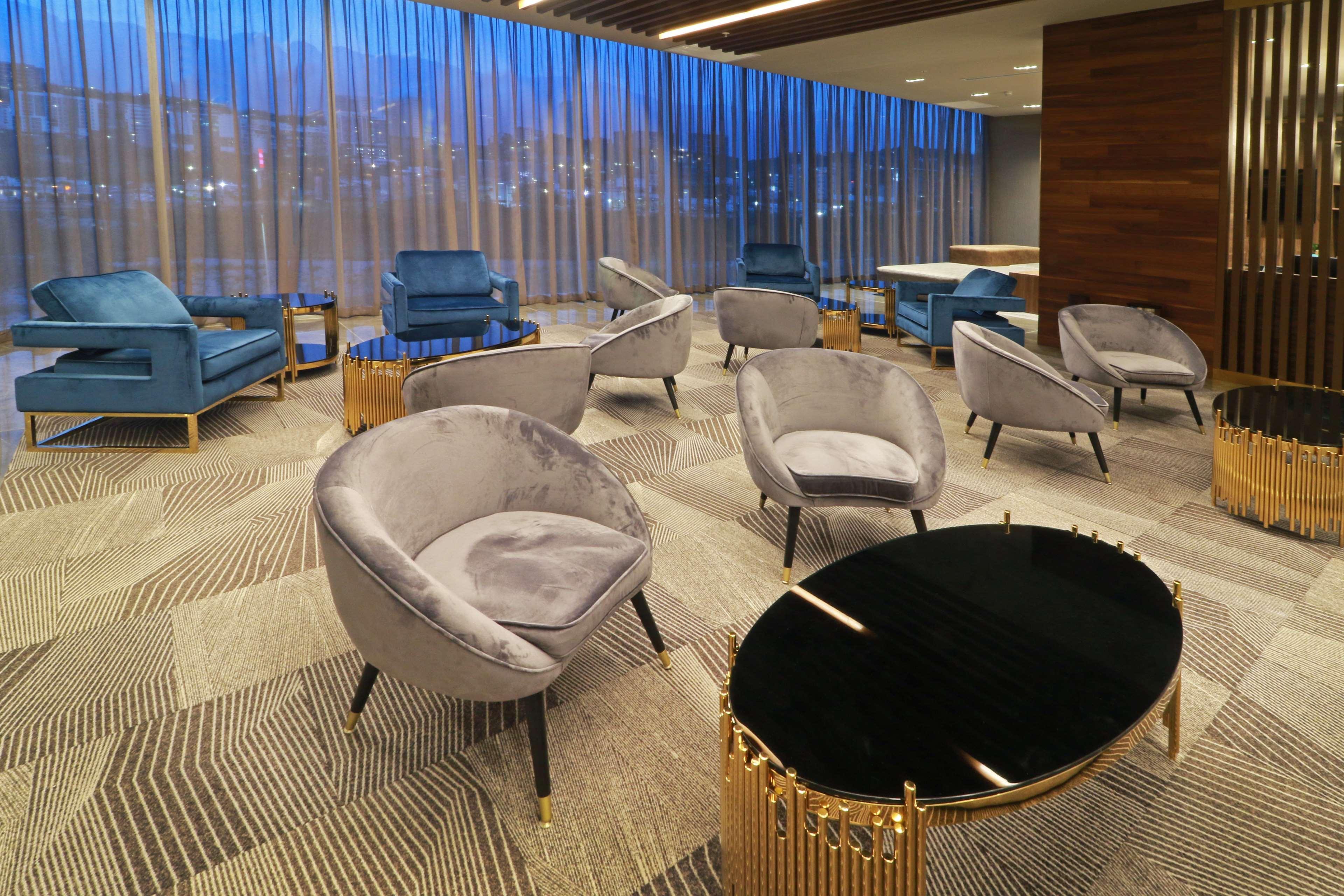 Hilton Garden Inn Monterrey Obispado Екстер'єр фото