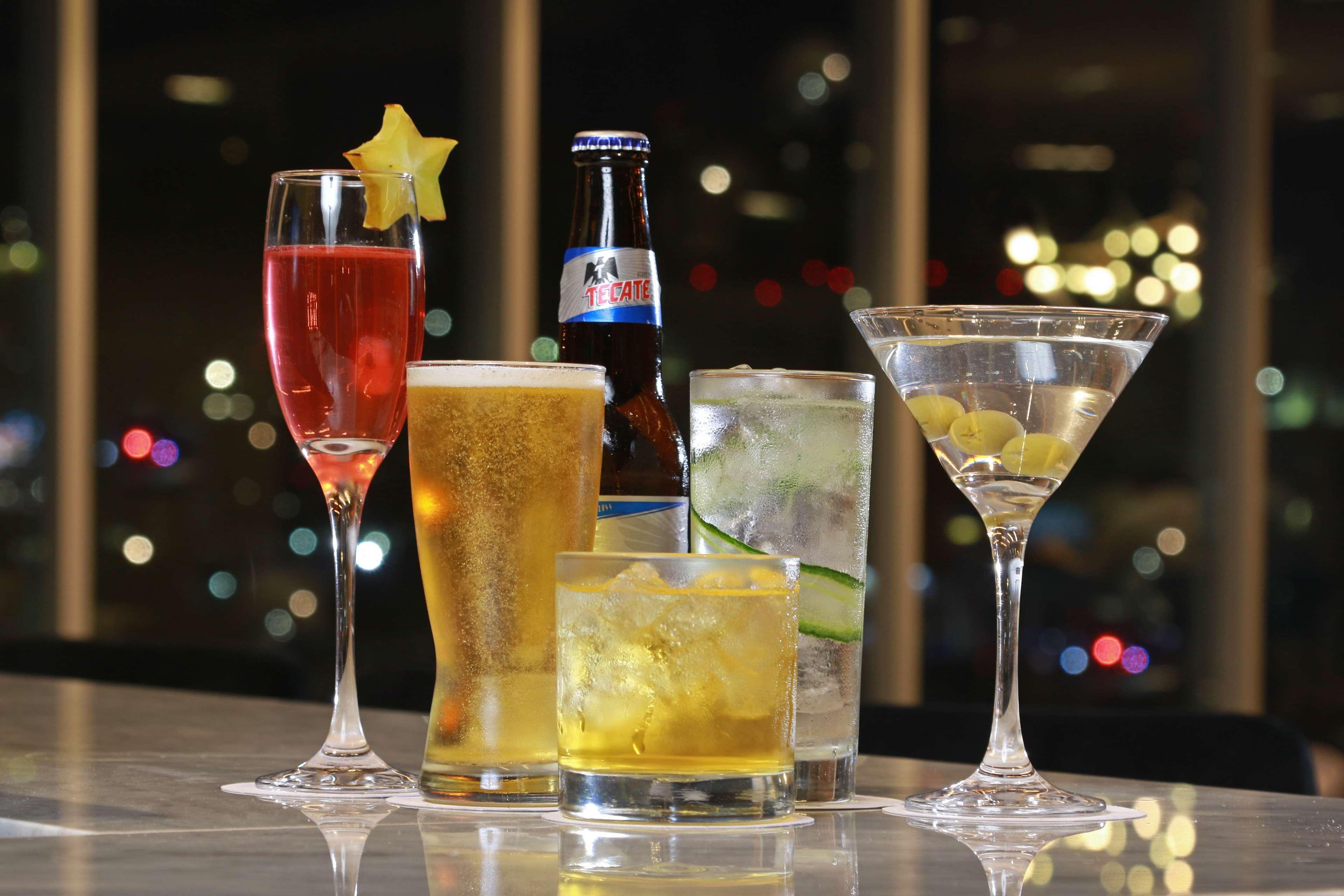 Hilton Garden Inn Monterrey Obispado Екстер'єр фото